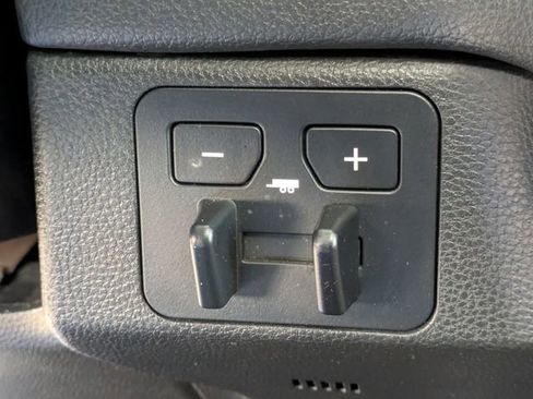 Used 2023 Toyota Tundra Limited image 20