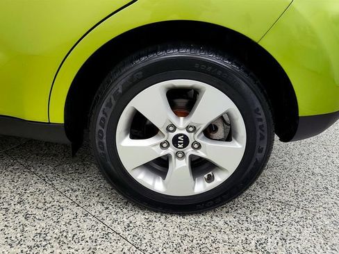 Used 2017 Kia Soul FWD image 9