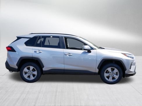Certified 2025 Toyota RAV4 XLE AWD/4WD image 8
