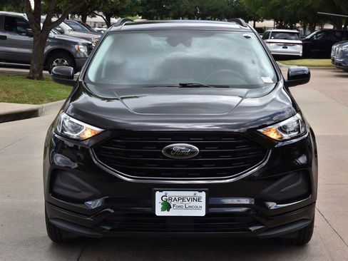 Used 2022 Ford Edge SE w/ Black Appearance Package AWD/4WD image 3