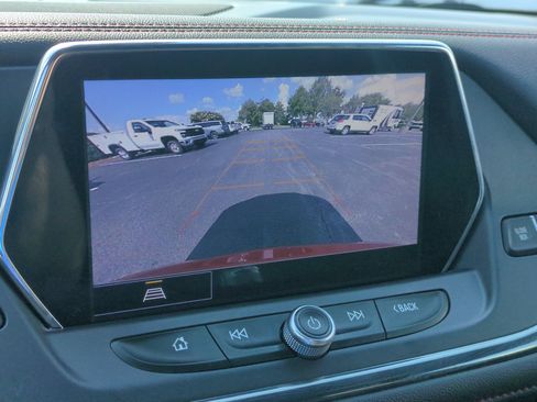 Used 2021 Chevrolet Blazer RS w/ Enhanced Convenience Package FWD image 25