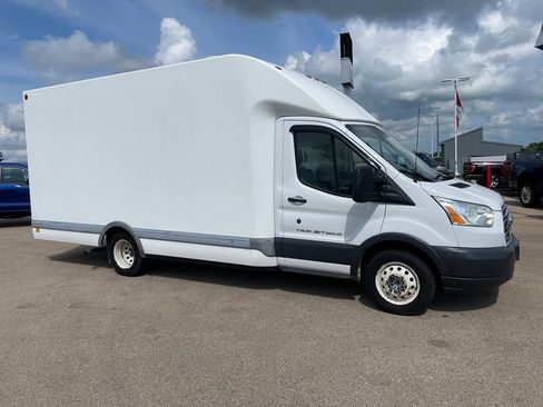 Used 2015 Ford Transit 350 156 DRW w/ Exterior Upgrade Package RWD image 2