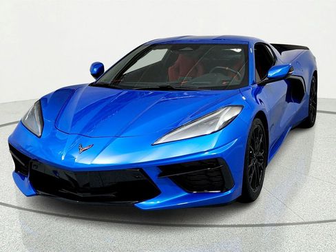 Used 2025 Chevrolet Corvette Stingray Preferred Cpe w/ Battery Protection Package RWD image 8