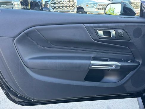 Used 2025 Ford Mustang GT Premium RWD image 11