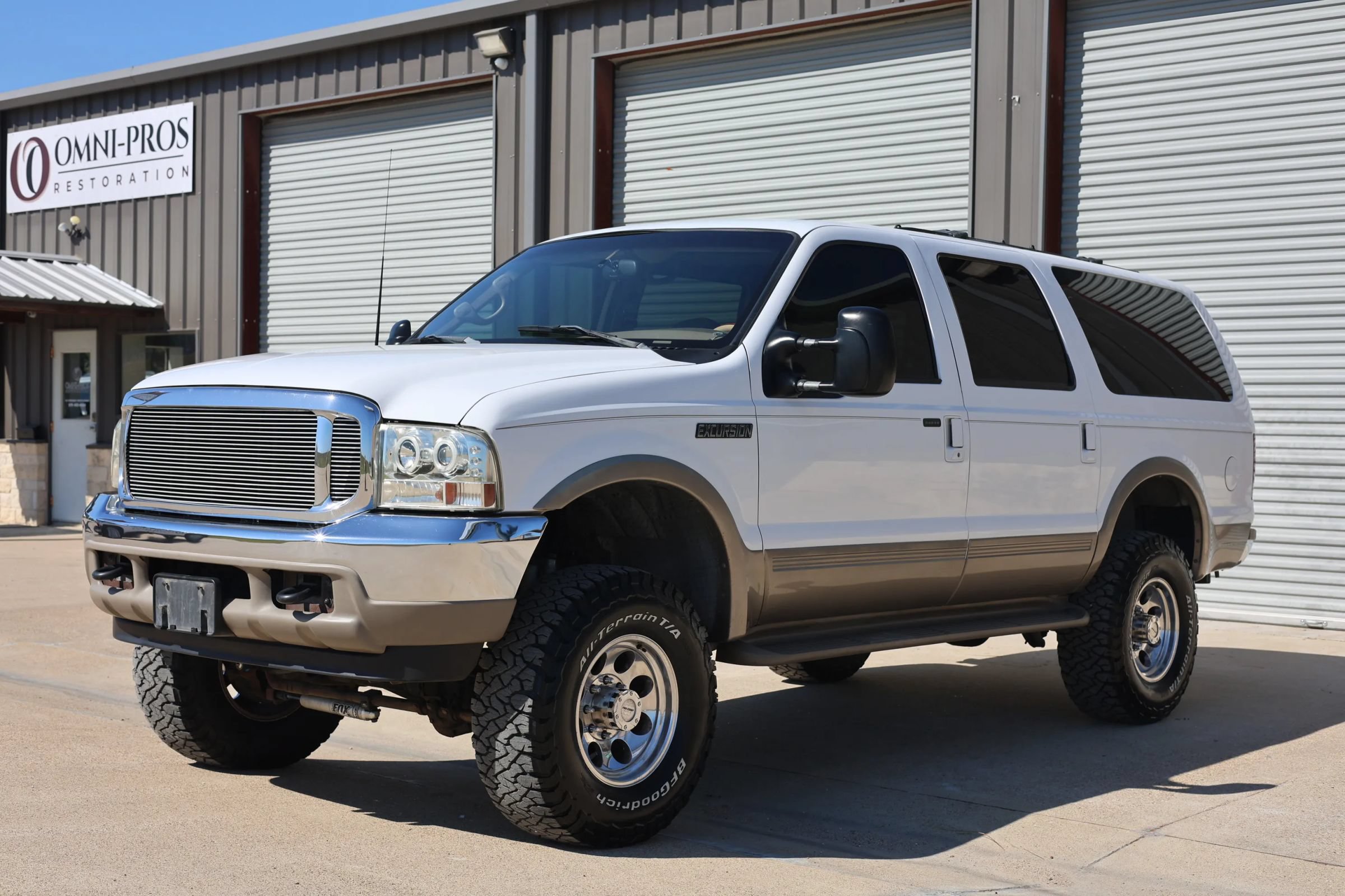 Used 2000 Ford Excursion Limited AWD/4WD image 10