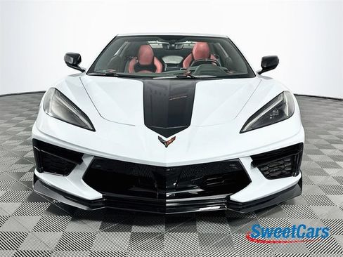 Used 2022 Chevrolet Corvette Stingray Premium Conv w/ Z51 Performance Package RWD image 2