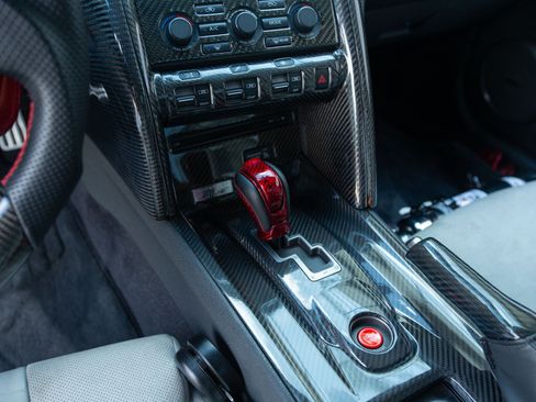 Used 2009 Nissan GT-R Premium AWD/4WD image 35