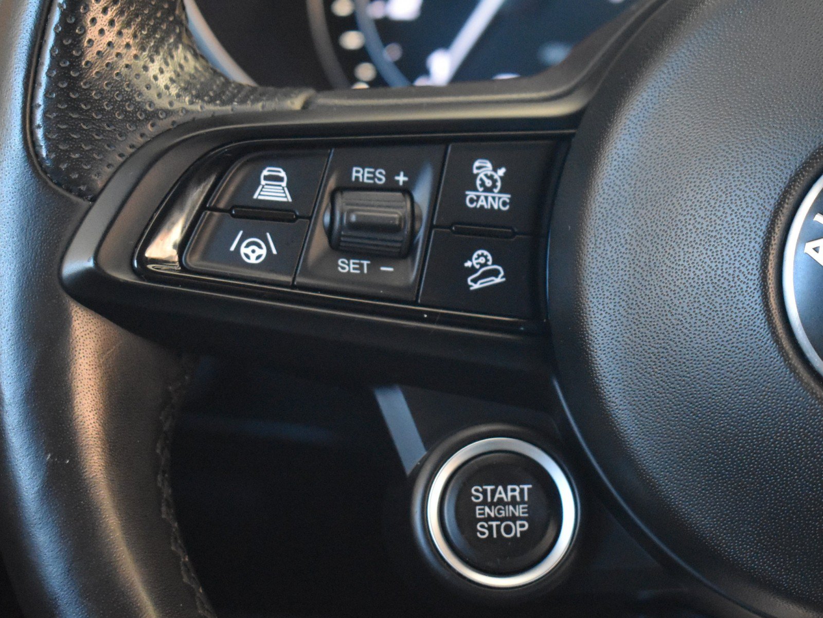 Used 2022 Alfa Romeo Stelvio Ti w/ Active Assist Plus Package AWD/4WD image 16