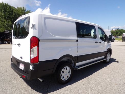 Used 2025 Ford Transit 250 Low Roof w/ Exterior Upgrade Package RWD image 8