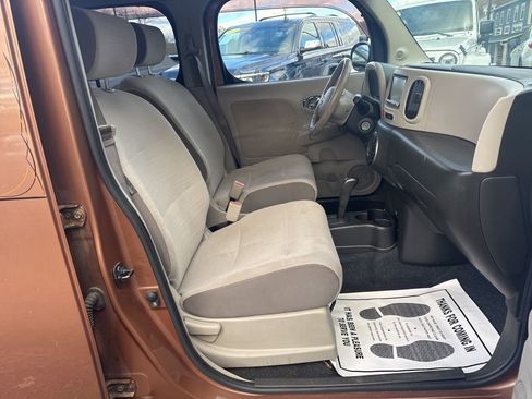 Used 2011 Nissan Cube 1.8 SL w/ Interior Designer Pkg image 36
