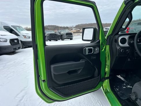 New 2026 Jeep Wrangler Sport S image 31