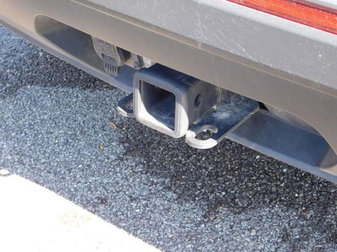 Used 2025 Volkswagen Atlas Cross Sport SE image 6