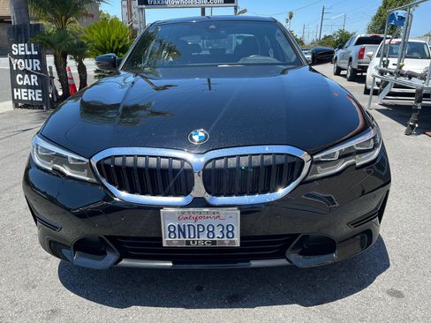 Used 2020 BMW 330i Sedan w/ Convenience Package RWD image 2