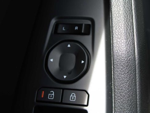 New 2026 Kia Sportage EX image 21