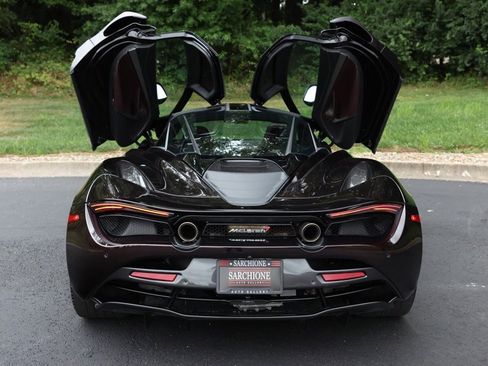 Used 2018 McLaren 720S Performance image 13