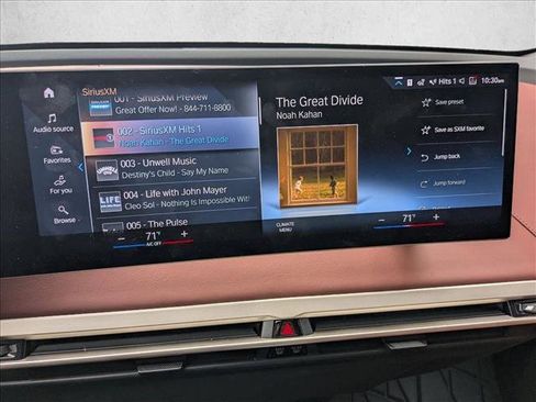 Used 2023 BMW iX xDrive50 w/ Premium Package image 14