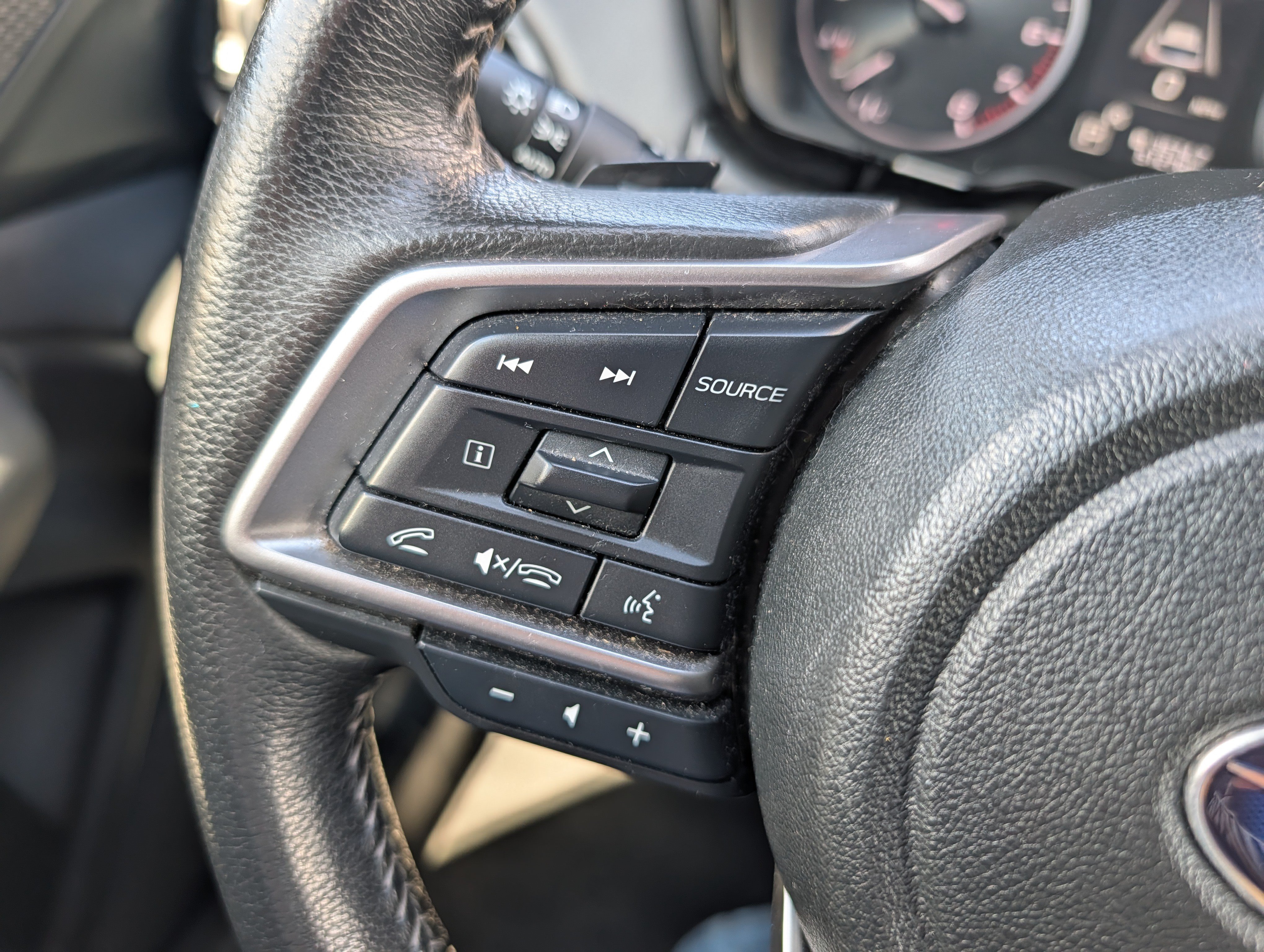 Used 2024 Subaru Outback Premium AWD/4WD image 30