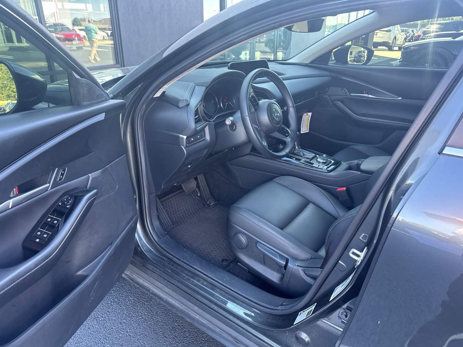 Used 2025 MAZDA CX-30 AWD 2.5 S w/ Select Sport Pkg image 6
