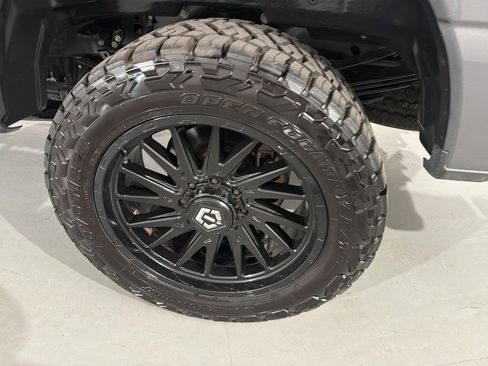 Used 2023 Ford F350 Platinum image 6