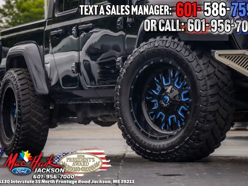 Used 2021 Jeep Gladiator Sport AWD/4WD image 2