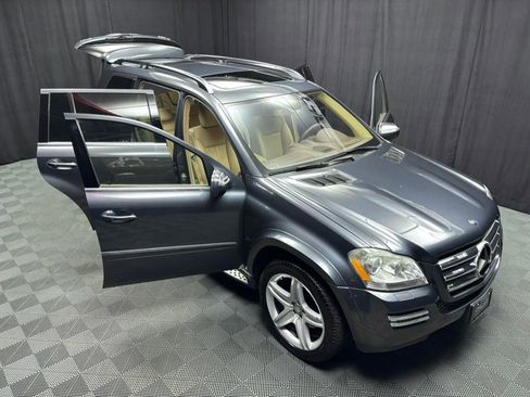 Used 2010 Mercedes-Benz GL 550 4MATIC image 21