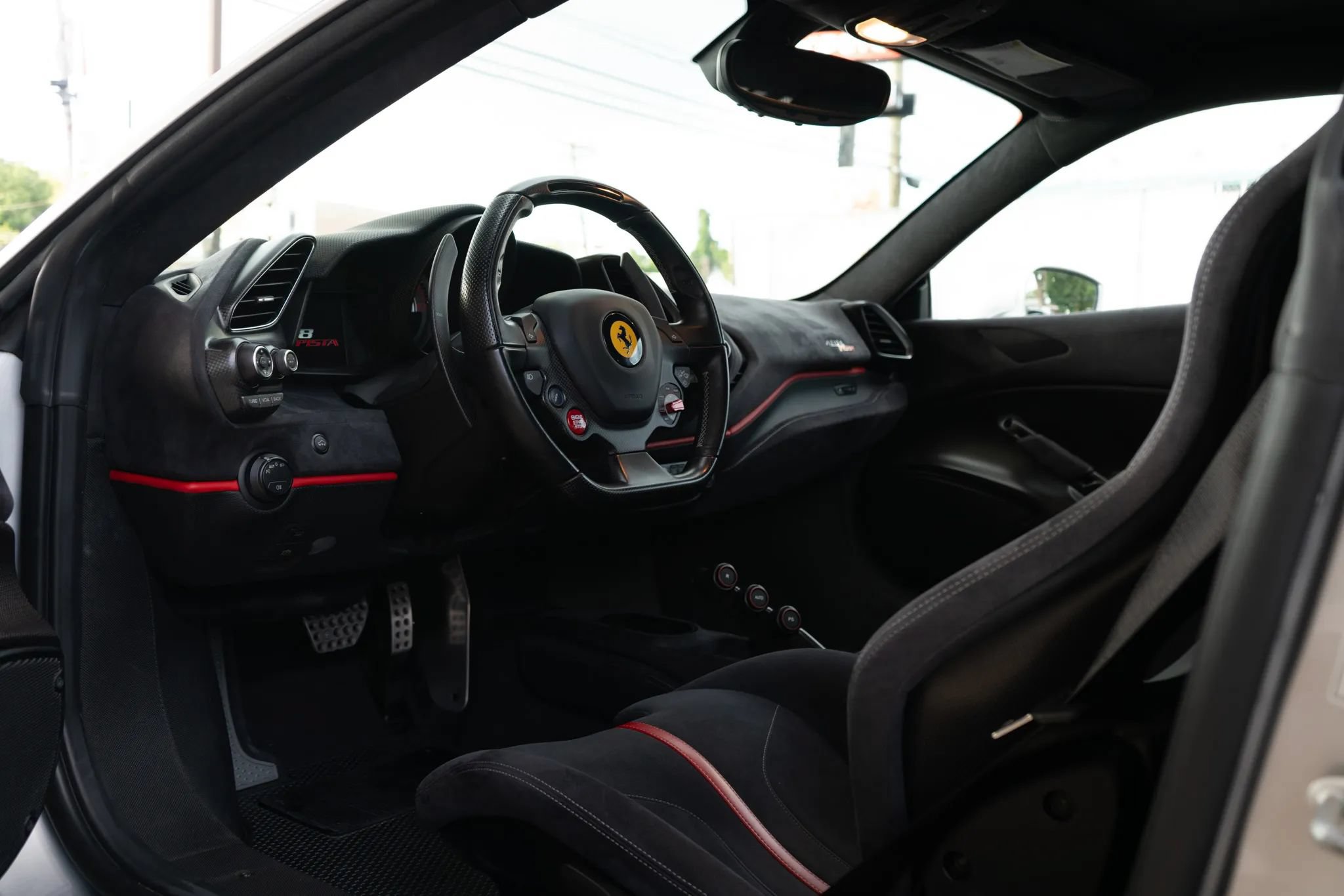 Used 2019 Ferrari 488 Pista Coupe RWD image 55