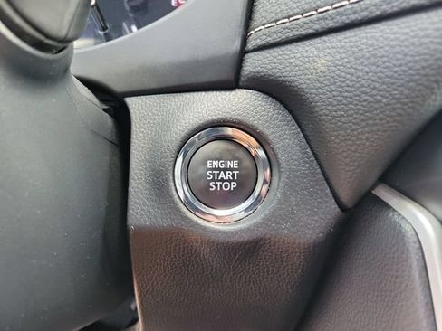 Used 2024 Toyota RAV4 XLE FWD image 27