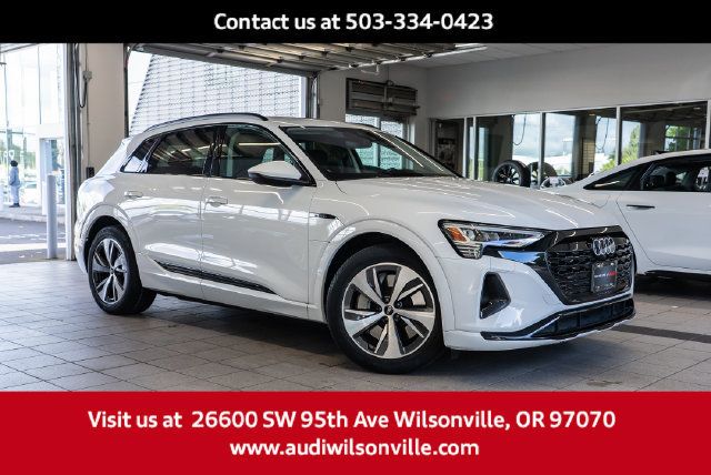 Used 2024 Audi Q8 e-tron Premium AWD/4WD image 1