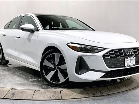 Used 2025 Audi A5 2.0T Premium w/ Convenience Package image 10