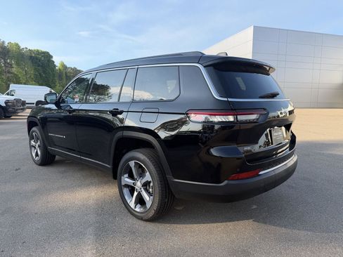New 2026 Jeep Grand Cherokee L Limited RWD image 5