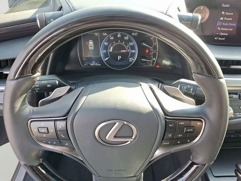 Used 2021 Lexus ES 350 w/ Premium Package image 21