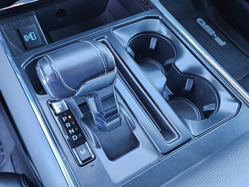 Used 2023 Ford F150 Lariat w/ Trailer Tow Package image 30