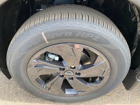 New 2026 Nissan Rogue SV w/ Cold Weather Package AWD/4WD image 24