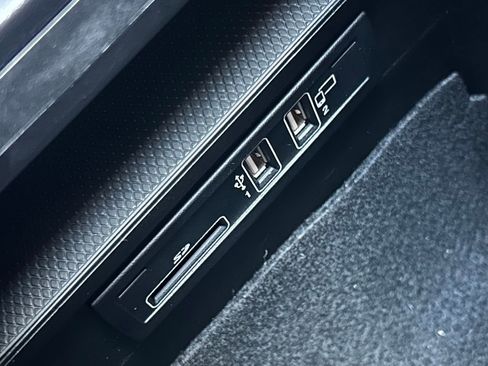 Used 2023 Mercedes-Benz G 63 AMG 4MATIC image 30