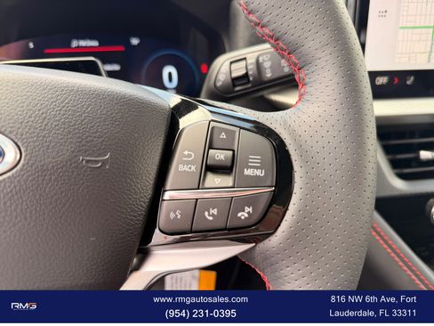 Used 2025 Ford Explorer ST-Line w/ Premium Package RWD image 17