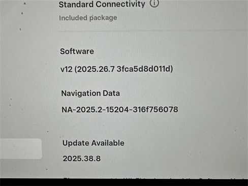 Used 2023 Tesla Model Y Long Range image 29