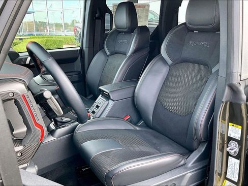 New 2025 Ford Bronco Raptor image 9