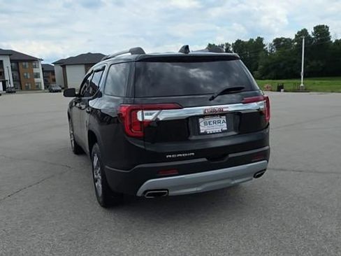 Used 2022 GMC Acadia SLT FWD image 6