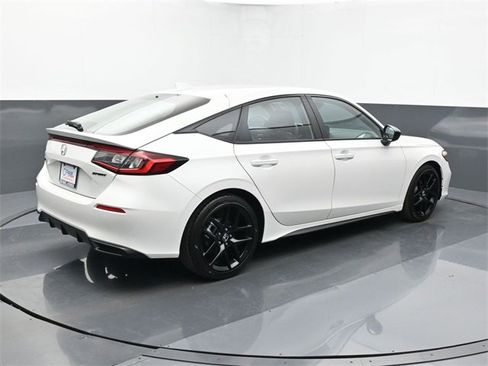 Used 2026 Honda Civic Sport image 5