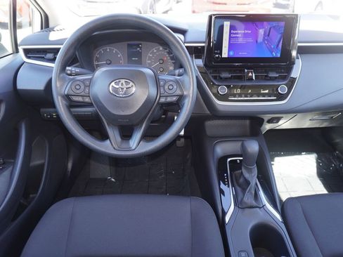 Certified 2025 Toyota Corolla LE FWD image 9