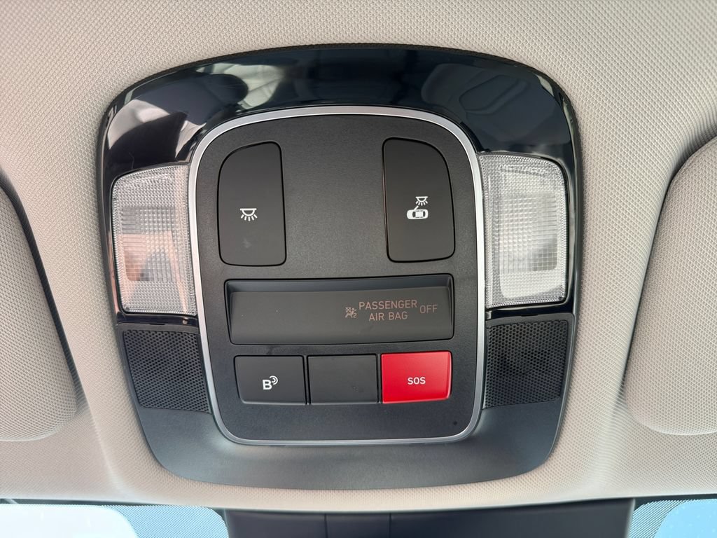 Used 2025 Hyundai Sonata SEL FWD image 45