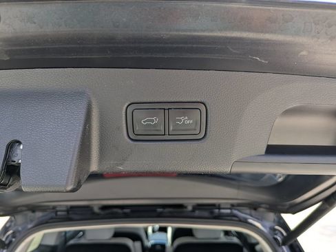 Used 2023 Kia Telluride EX w/ EX Captain's Chair Package FWD image 13