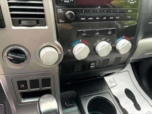 Used 2013 Toyota Tundra 4x4 CrewMax w/ TRD Off-Road Pkg image 16