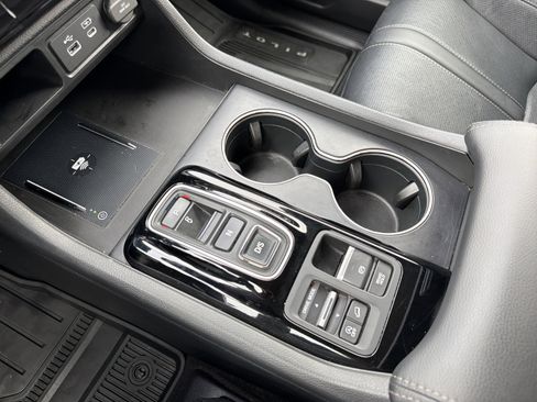Certified 2023 Honda Pilot Elite image 22