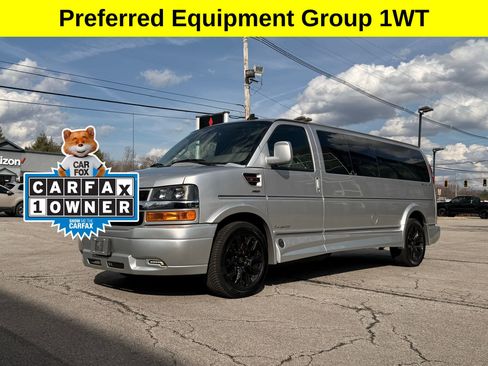 Used 2023 Chevrolet Express 2500 Extended RWD image 1