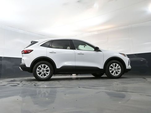 Used 2023 Ford Escape Active AWD/4WD image 24