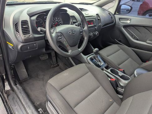Used 2017 Kia Forte LX image 21