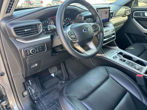 Used 2023 Ford Explorer XLT w/ Equipment Group 202A image 23
