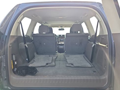 Used 2017 Lexus GX 460 Premium AWD/4WD image 28