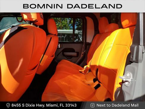 Used 2020 Jeep Gladiator Sport image 8